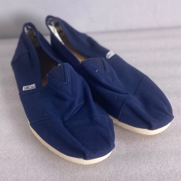 toms classic canvas slip on